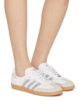 模特儿示范图 - 点击放大 - ADIDAS - Samba OG Low Top Women's Sneakers