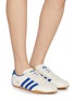 模特儿示范图 - 点击放大 - ADIDAS - Tokyo Low Top Women's Sneakers