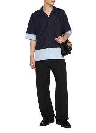 模特儿示范图 - 点击放大 - LOEWE - Two Tone Shirt