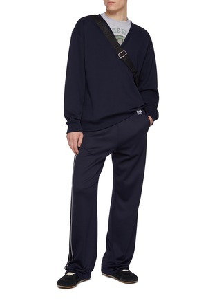 模特儿示范图 - 点击放大 - LOEWE - Layered Varsity Cotton T-Shirt Sweatshirt