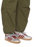 模特儿示范图 - 点击放大 - ADIDAS - Samba LT Low Top Men's Sneakers