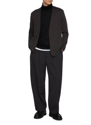 模特儿示范图 - 点击放大 - ATTACHMENT - Collarless Double Faced Cotton Cardigan