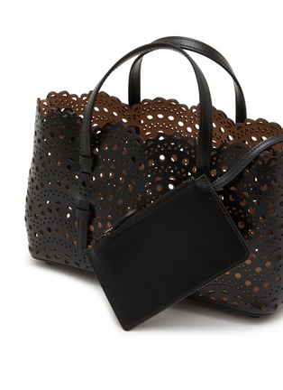  - ALAÏA - MINA EW 25 雕花镂空手提包