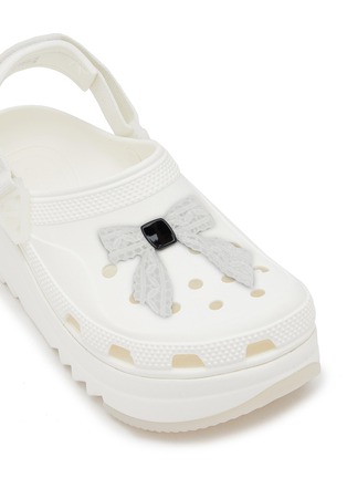 细节 - 点击放大 - CROCS - White Lace Bow Jibbitz™ Charm