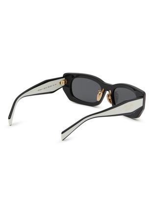 模特儿示范图 - 点击放大 - PRADA - Acetate Pillow Sunglasses