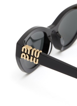 细节 - 点击放大 - MIU MIU - Signature Metal Butterfly Acetate Cat Eye Sunglasses