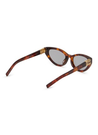 模特儿示范图 - 点击放大 - MIU MIU - Signature Metal Butterfly Acetate Cat Eye Sunglasses