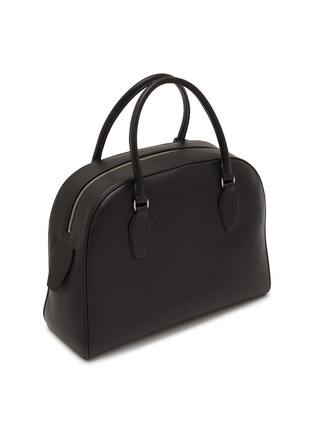 模特儿示范图 - 点击放大 - THE ROW - India 12.00 Leather Bowling Bag