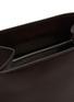 细节 - 点击放大 - THE ROW - Peggy Leather Clutch