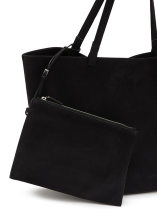 细节 - 点击放大 - THE ROW - Park Tote Three Suede Shoulder Bag