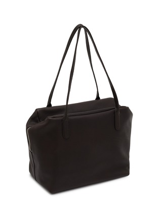 模特儿示范图 - 点击放大 - THE ROW - Henri Leather Shoulder Bag