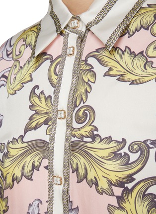  - ALICE + OLIVIA - Lane Oversized Button Down Long Sleeve Shirt