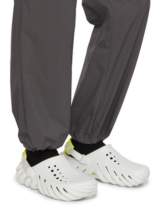 模特儿示范图 - 点击放大 - CROCS - Echo Clogs