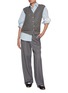 模特儿示范图 - 点击放大 - MO&CO. - V-neck Knitted Wool Cardigan