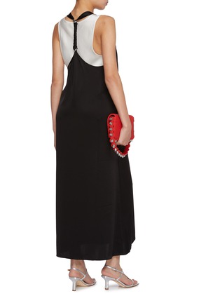 模特儿示范图 - 点击放大 - MO&CO. - Layerd Sleeveless Maxi Dress