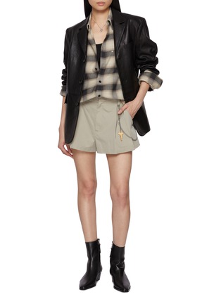 模特儿示范图 - 点击放大 - NOIR - Gold Splatter Plaid Cotton Wool Shirt