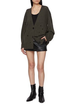 模特儿示范图 - 点击放大 - NOIR - Ribbed Wool Cashmere Knit Cardigan