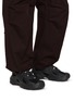 模特儿示范图 - 点击放大 - CROCS - 504 Trailbreak 2 Men's Sneakers