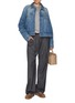 模特儿示范图 - 点击放大 - LOEWE - Trapeze Medium Wash Denim Jacket