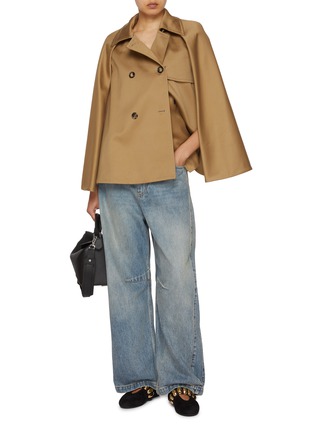 模特儿示范图 - 点击放大 - LOEWE - Faded Anagram Light Wash Barrel Jeans
