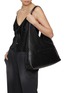 模特儿示范图 - 点击放大 - ALEXANDERWANG - Large Pike Crinkle Leather Hobo Bag