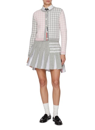 模特儿示范图 - 点击放大 - THOM BROWNE - 粗花呢拼接褶裥半身裙