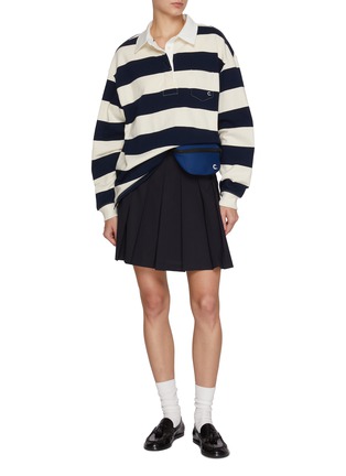 模特儿示范图 - 点击放大 - CLOVE - Striped Rugby Shirt