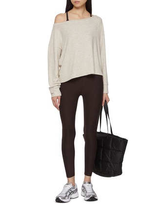模特儿示范图 - 点击放大 - BEYOND YOGA - Spacedye Caught In The Midi High Waisted Legging