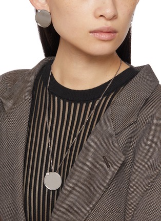 模特儿示范图 - 点击放大 - MM6 MAISON MARGIELA - 镜面耳环