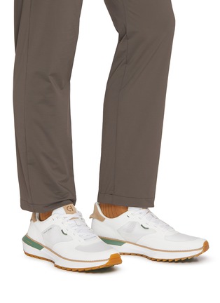 模特儿示范图 - 点击放大 - COLE HAAN - GrandPrø Ashland II Golf Men's Sneakers