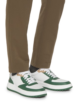 模特儿示范图 - 点击放大 - COLE HAAN - GrandPrø Crossover Leather Golf Shoes