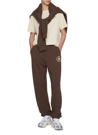 模特儿示范图 - 点击放大 - SPORTY & RICH - Faubourg T-shirt