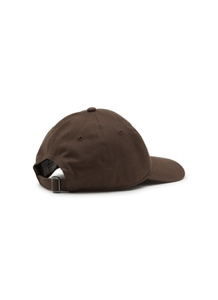 模特儿示范图 - 点击放大 - SPORTY & RICH - X Le Bristol Paris Faubourg Cotton Twill Baseball Cap