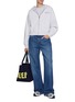 模特儿示范图 - 点击放大 - SPORTY & RICH - X The Carlyle Cotton Souvenir T-Shirt