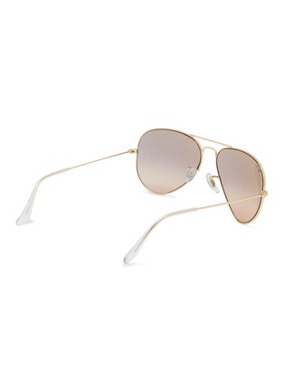 模特儿示范图 - 点击放大 - RAY-BAN - Metal Pilot Unisex Sunglasses