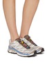 模特儿示范图 - 点击放大 - SALOMON - XT-6 Low Top Women's Sneakers