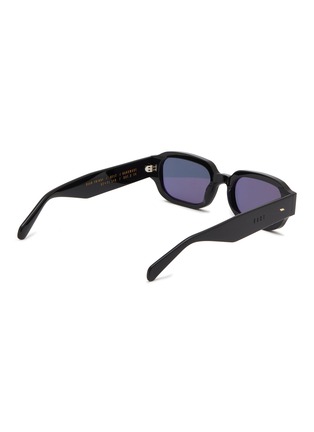 模特儿示范图 - 点击放大 - GAST - Dear Friday Acetate Rectangle Sunglasses