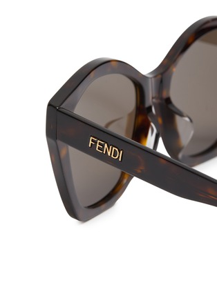 细节 - 点击放大 - FENDI - Lettering Acetate Angular Sunglasses