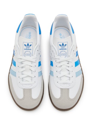 模特儿示范图 - 点击放大 - ADIDAS - Samba Low Top Leather Toddler's Sneakers