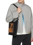 模特儿示范图 - 点击放大 - LOEWE - Small Flex Loop Canvas Suede Bucket Bag