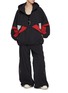 模特儿示范图 - 点击放大 - JUUN.J - Double Side Stripe Track Pants