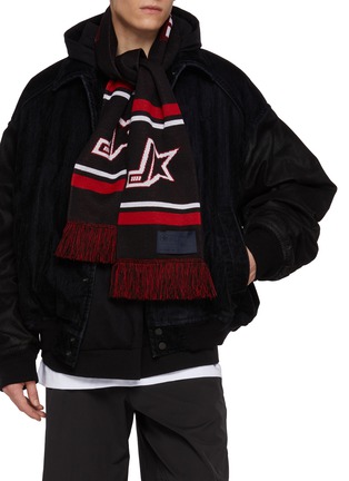 模特儿示范图 - 点击放大 - JUUN.J - Hockey Graphic Scarf