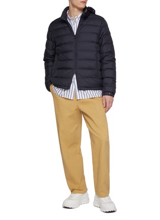 模特儿示范图 - 点击放大 - MONCLER - Brendann Hooded Airsoft Down Jacket