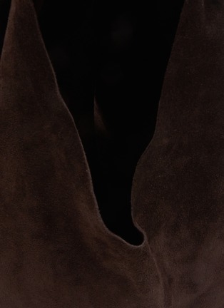 细节 - 点击放大 - THE ROW - 小号 BINDLE 绒面皮手袋