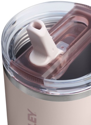 细节 –点击放大 - STANLEY - The Quencher ProTour Flip Straw Lid Tumbler 30 Oz — Rose Quartz