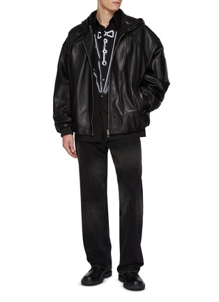 模特儿示范图 - 点击放大 - MM6 MAISON MARGIELA - Tuxedo Front Print Cotton Shirt
