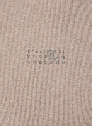  - MM6 MAISON MARGIELA - Logo Tab Ribbed T-Shirt