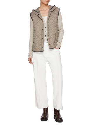 模特儿示范图 - 点击放大 - BRUNELLO CUCINELLI - V 领罗纹针织衫