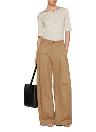 模特儿示范图 - 点击放大 - BRUNELLO CUCINELLI - Monili Neckline Cashmere Silk Knit Top