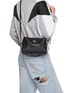 模特儿示范图 - 点击放大 - BALENCIAGA - Rodeo Camera Leather Shoulder Bag
